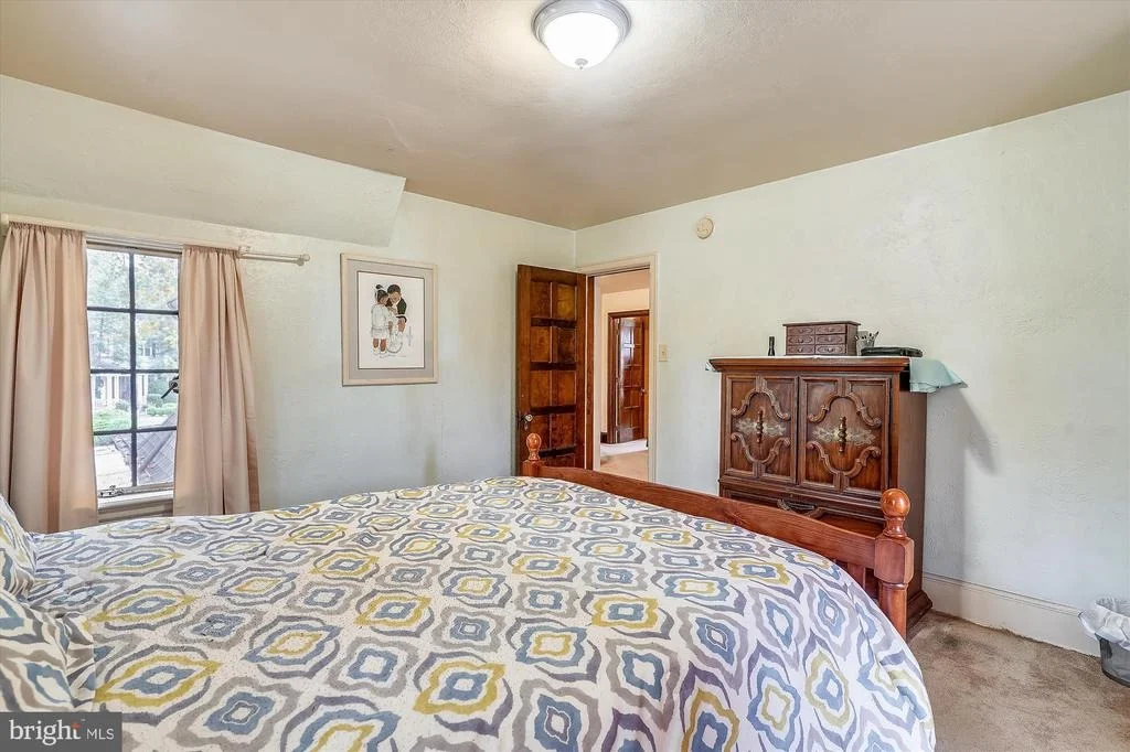 Photo of 200 MEALEY PARKWAY