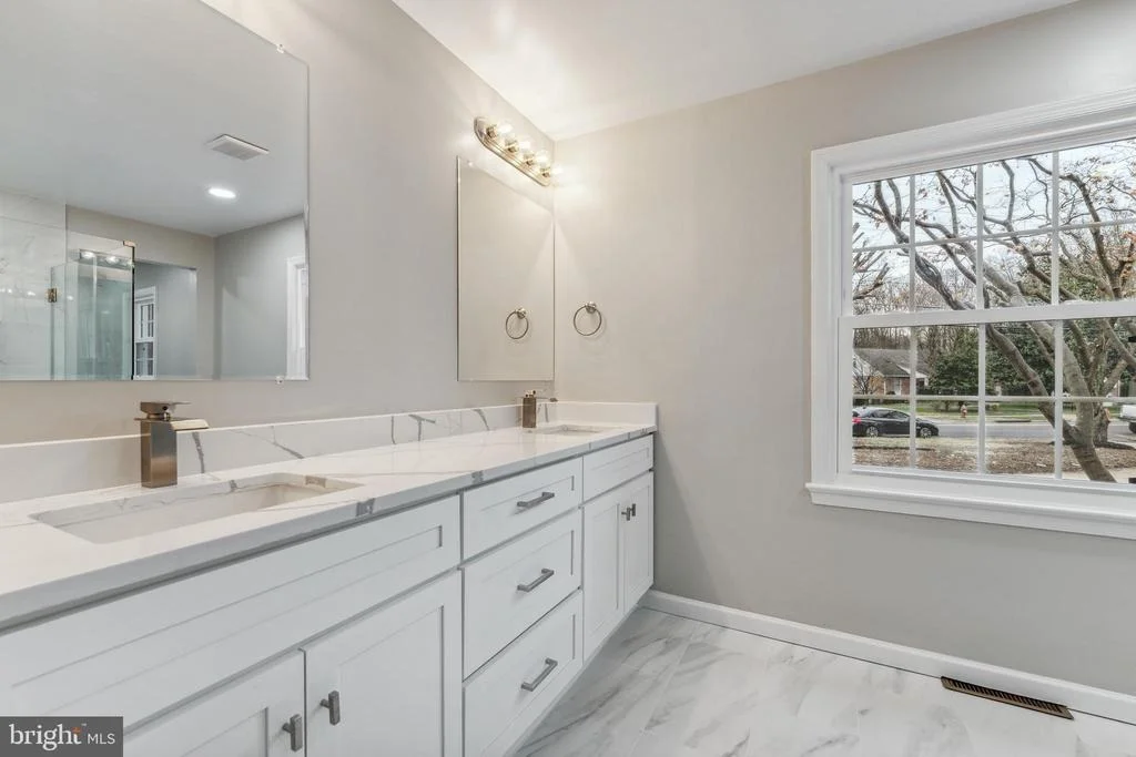 Photo of 3912 KING ARTHUR ROAD