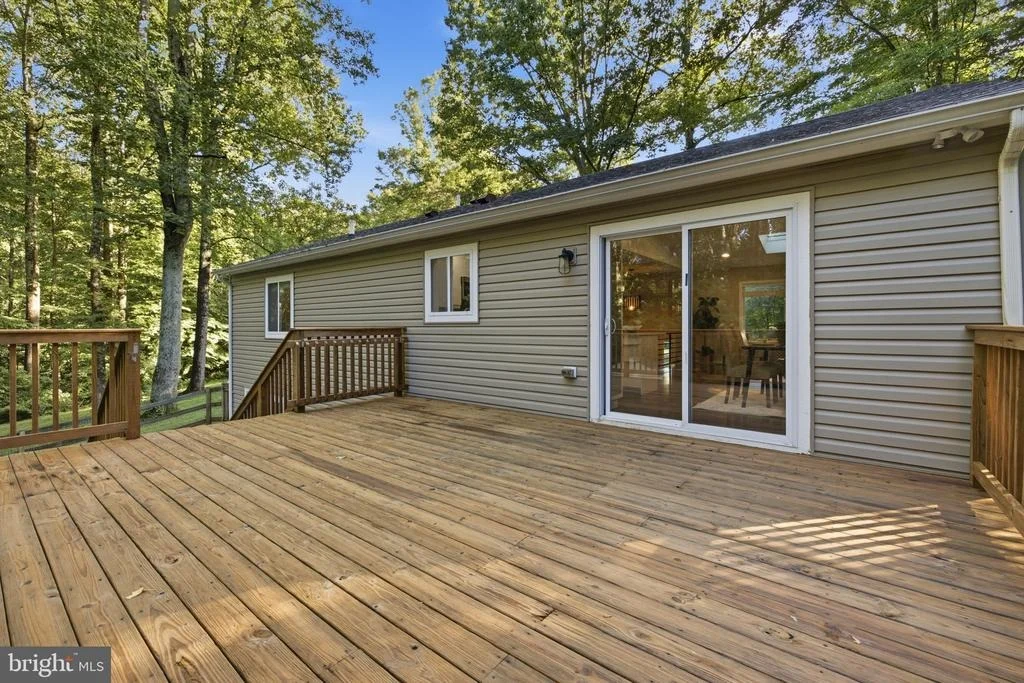 Photo of 7371 CROWN LANE