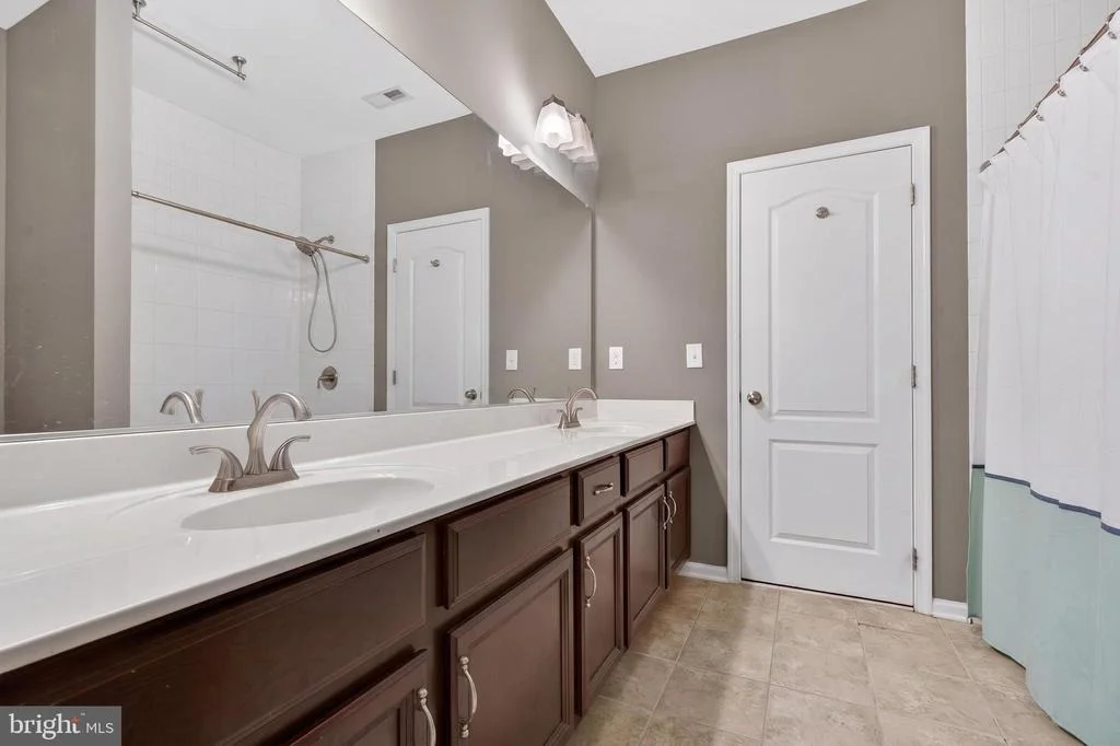 Photo of 141 COACHMAN CIRCLE