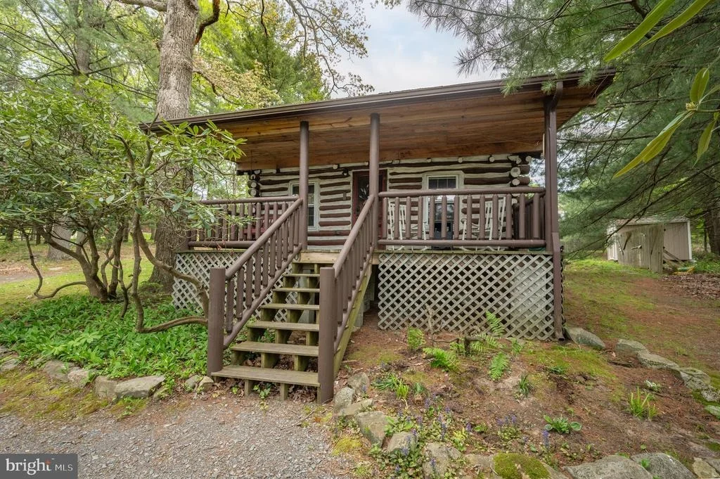 Photo of 560 GLENDALE ROAD