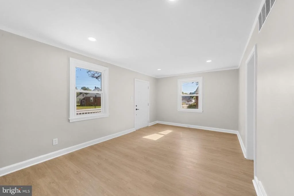 Photo of 179 VICTORY AVENUE