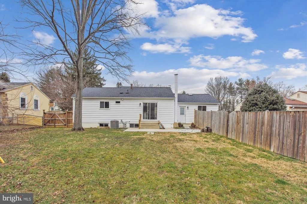 Photo of 18519 BOWIE MILL ROAD
