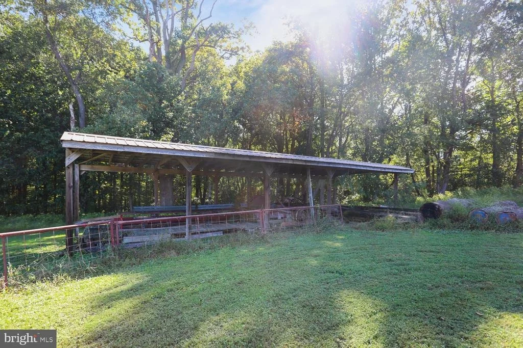 Photo of 205 TULIP DRIVE