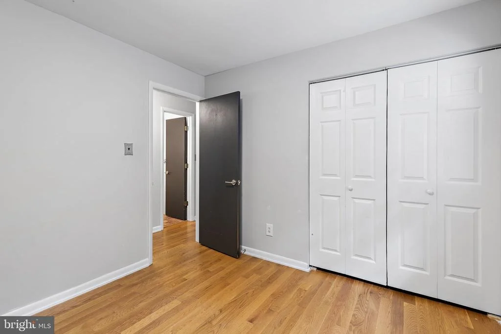 Photo of 3005 SYCAMORE COURT
