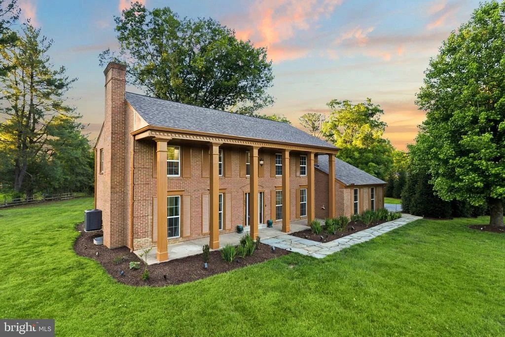 Photo of 8701 LOCHAVEN DRIVE