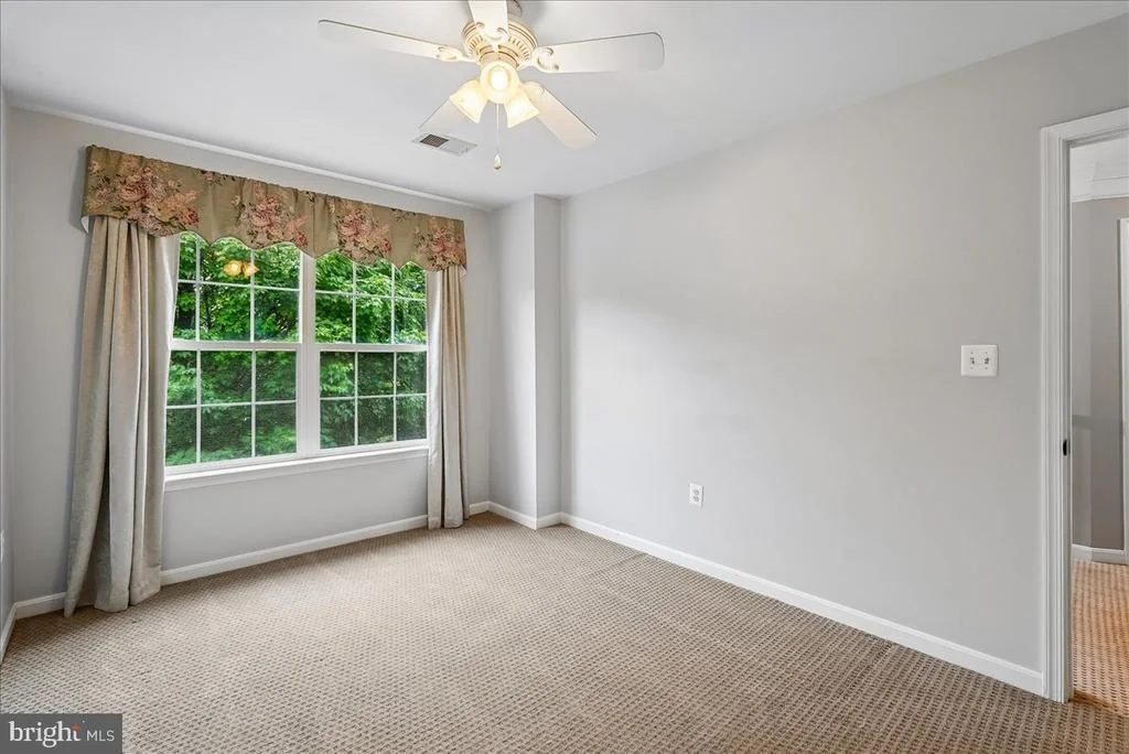 Photo of 320 N CONSTITUTION WAY