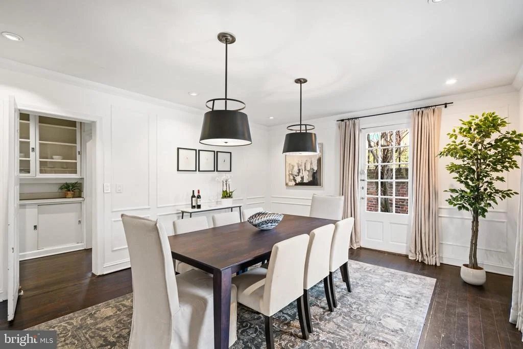 Photo of 1698 32ND STREET NW