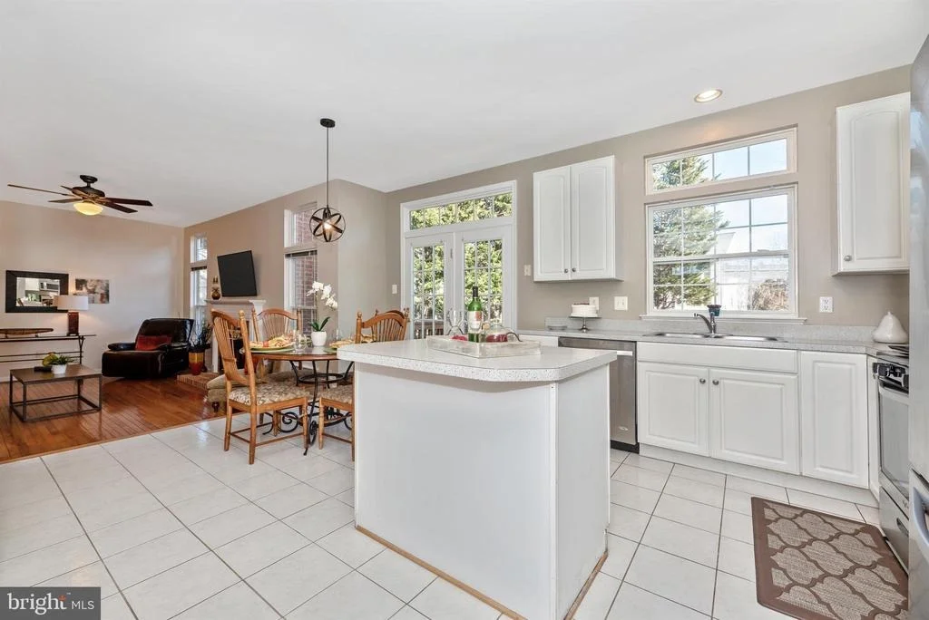Photo of 10203 CROSSCUT WAY