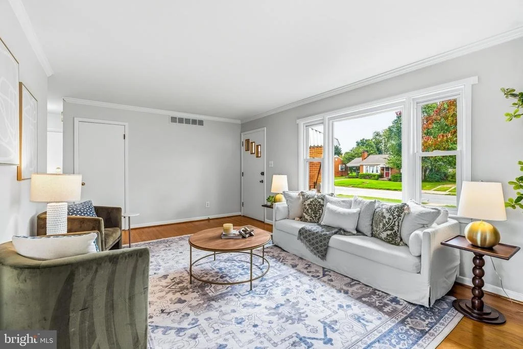 Photo of 919 SEMINOLE ROAD