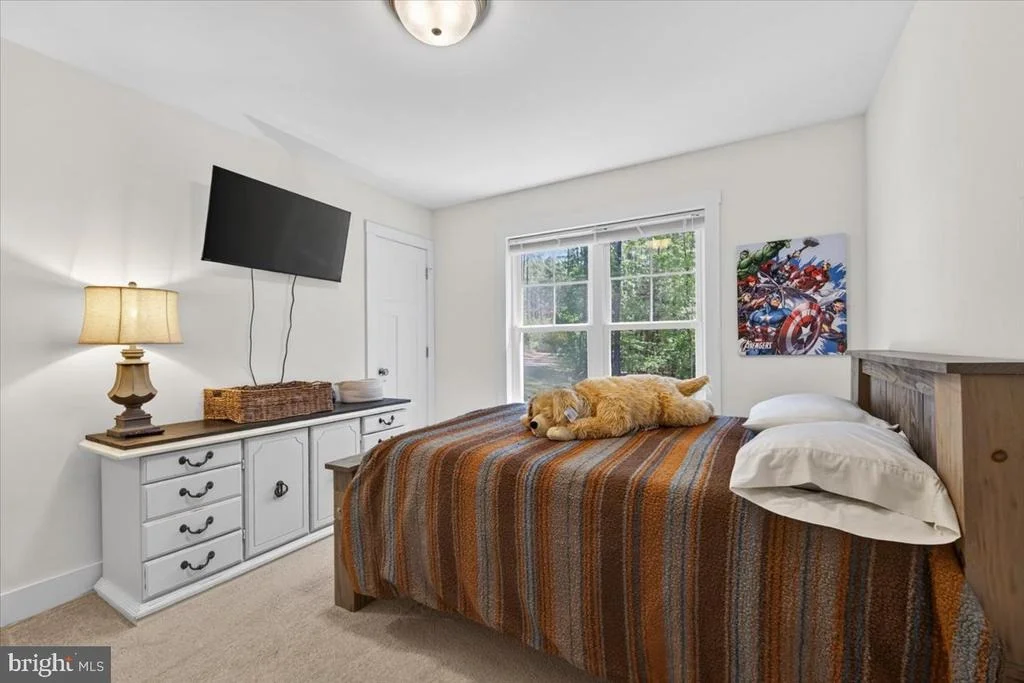 Photo of 844 MANCHESTER ROAD