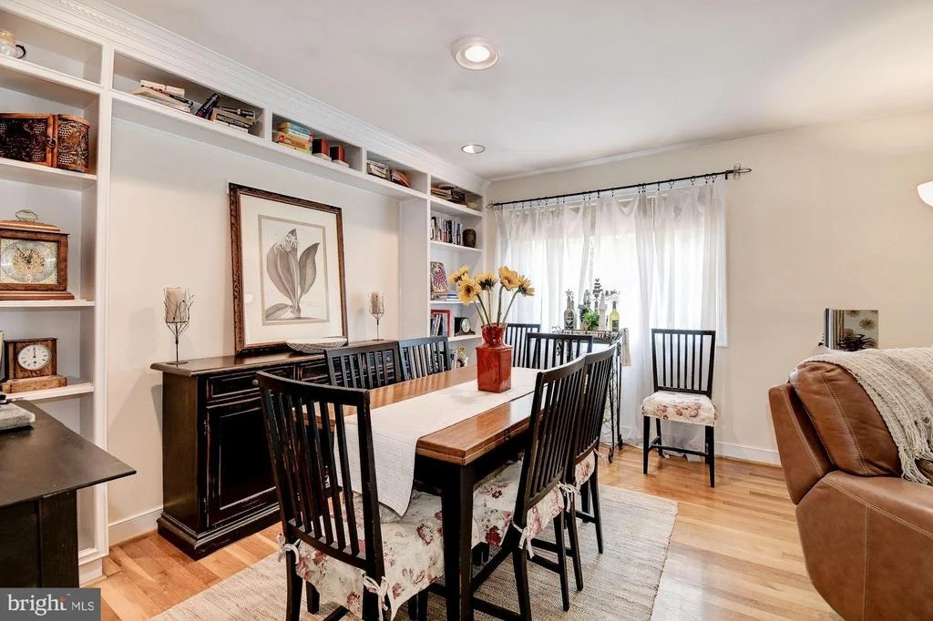 Photo of 1120 DEVERE DRIVE