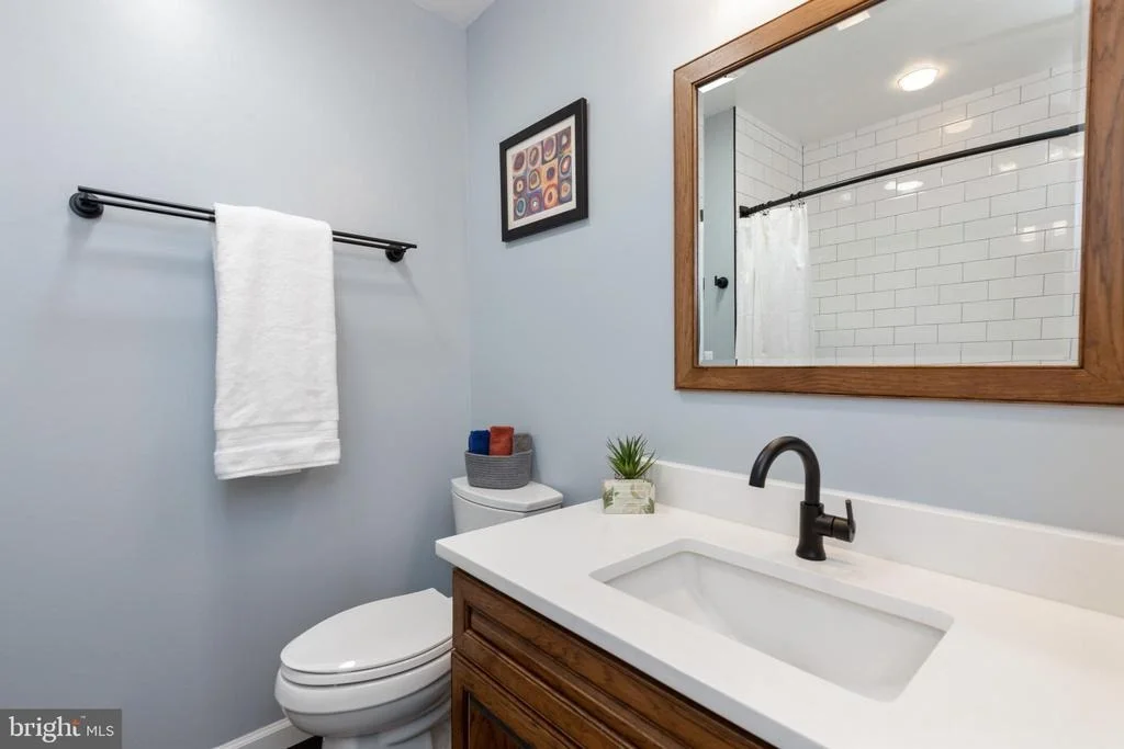 Photo of 3917 KING ARTHUR ROAD