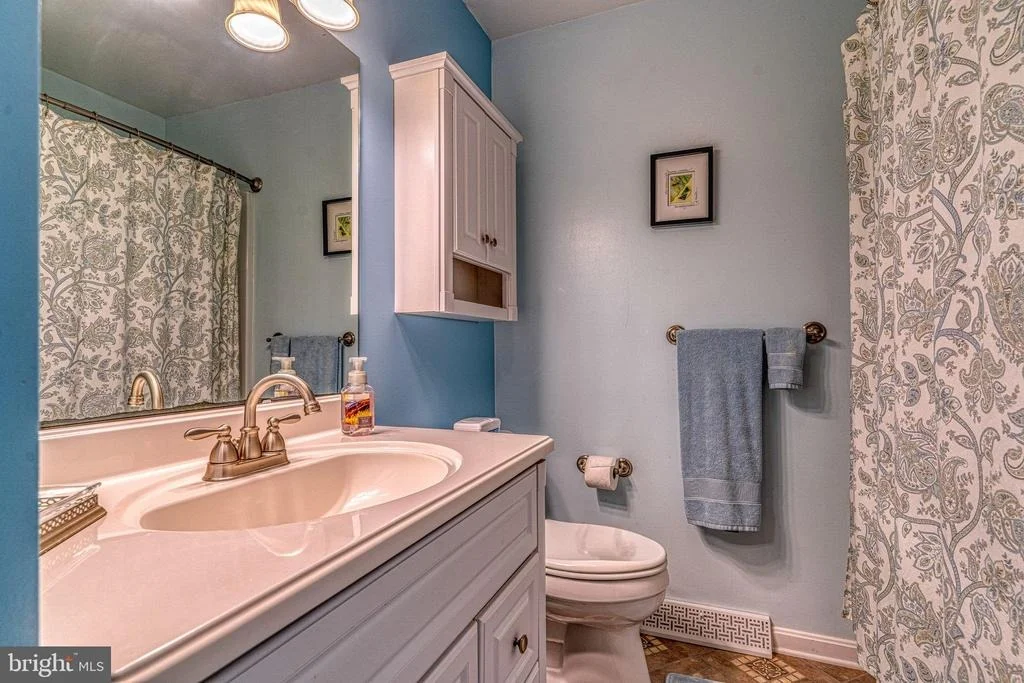 Photo of 16185 BRADBURN LANE