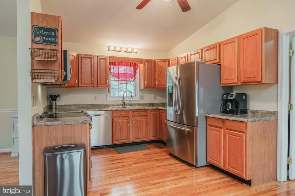 Photo of 15221 WOODCREST DRIVE