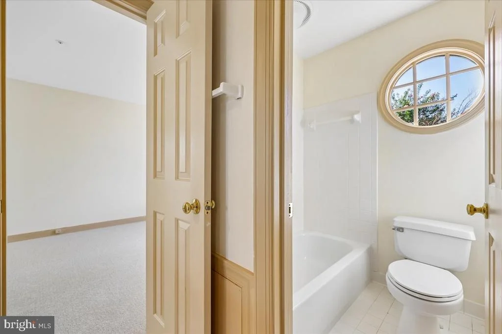 Photo of 21400 MANOR VIEW CIRCLE