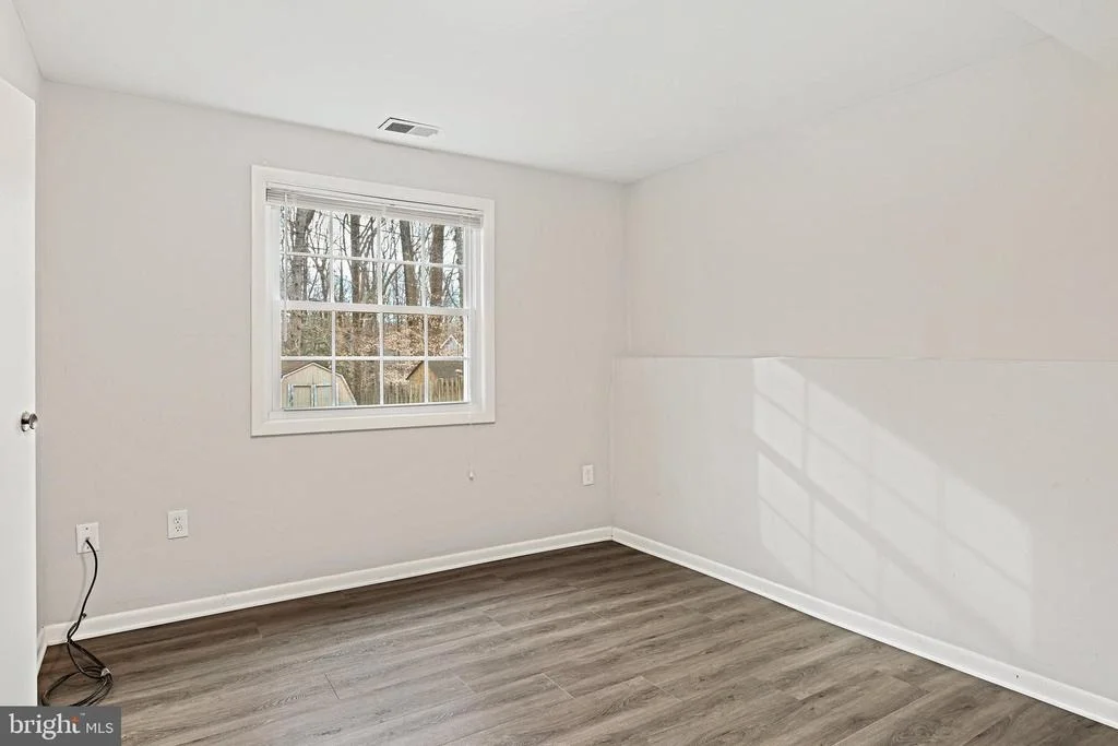Photo of 7925 ORANGE PLANK ROAD