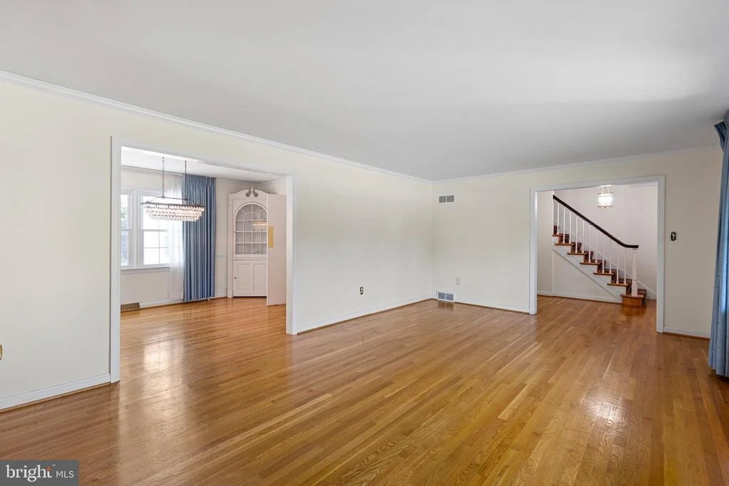 Photo of 1110 WEBSTER DRIVE
