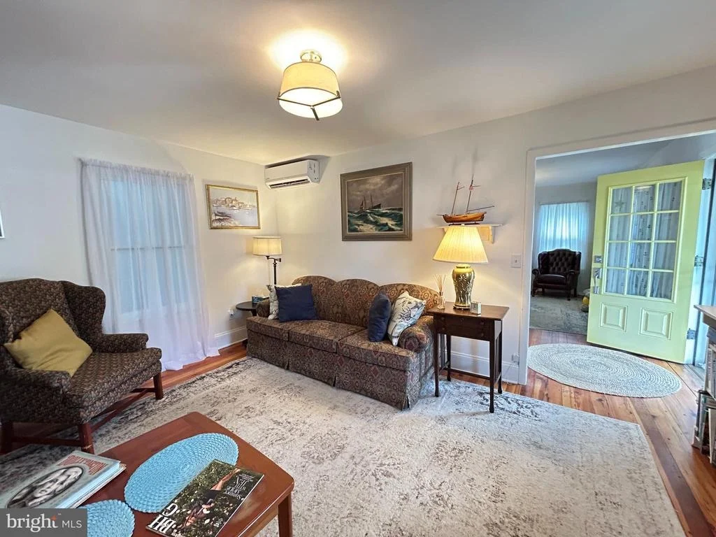 Photo of 203 WALNUT STREET