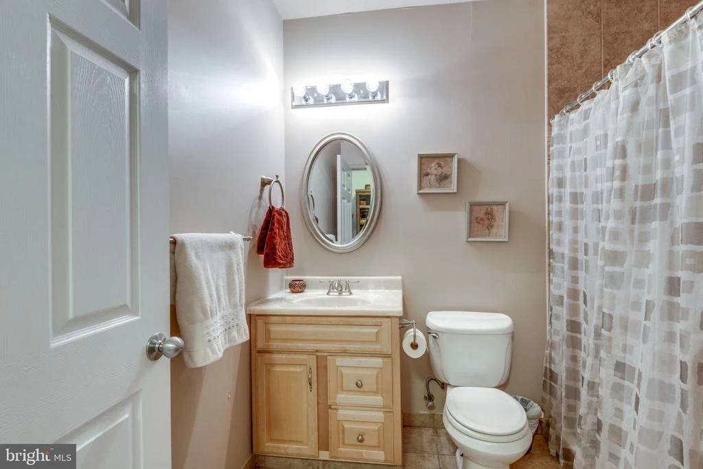 Photo of 42764 JONQUIL LANE