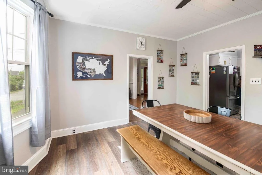 Photo of 1823 MAYFIELD AVENUE