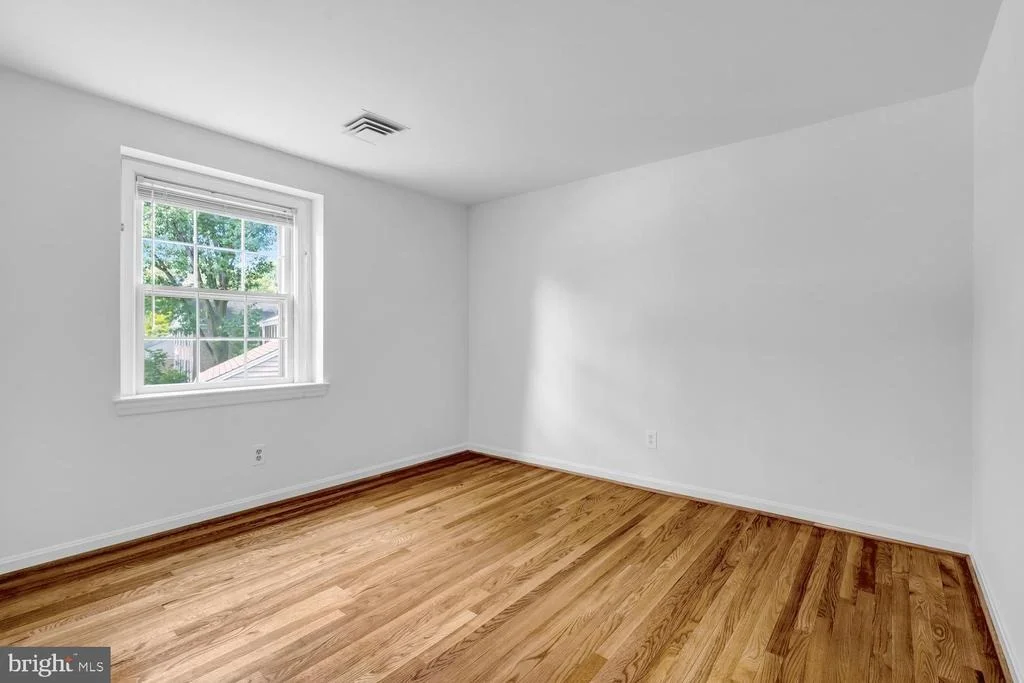 Photo of 4200 PICKERING PLACE