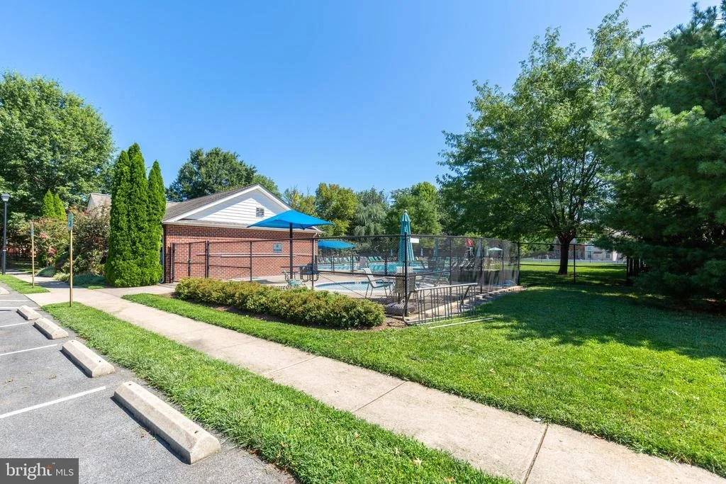 Photo of Unit 2A at 2406 DOMINION DRIVE