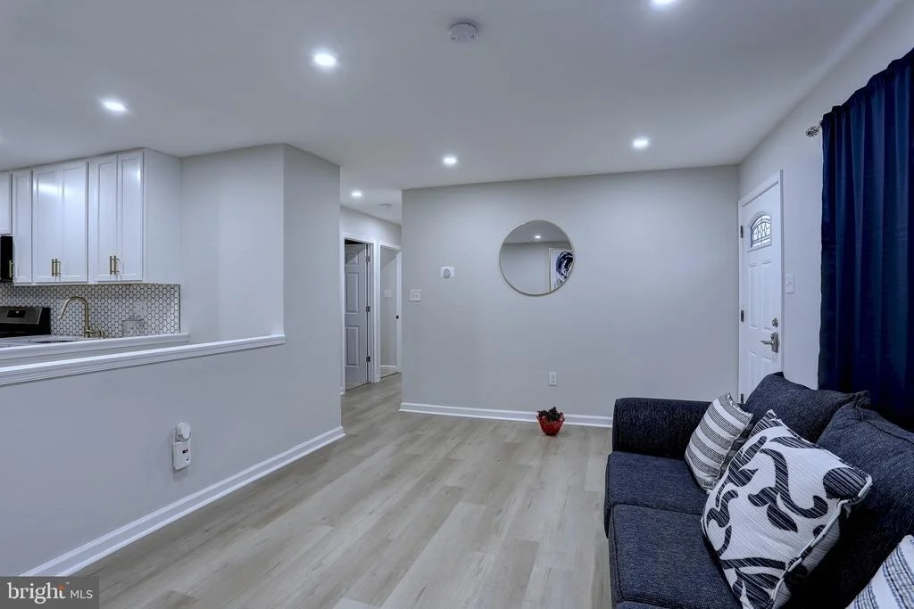 Photo of 232 CANDYTUFT ROAD