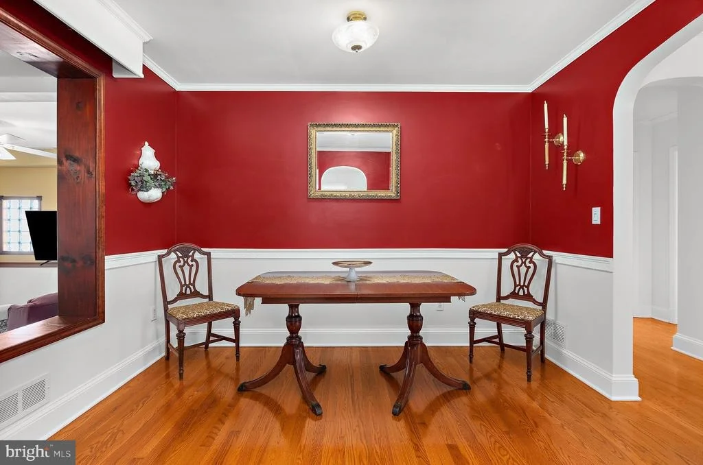Photo of 545 FOREST VIEW ROAD