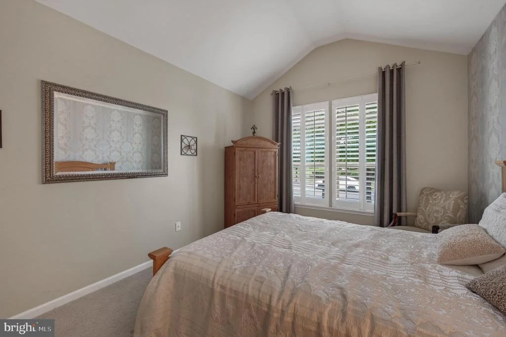 Photo of 1123 LONG FARM CIRCLE