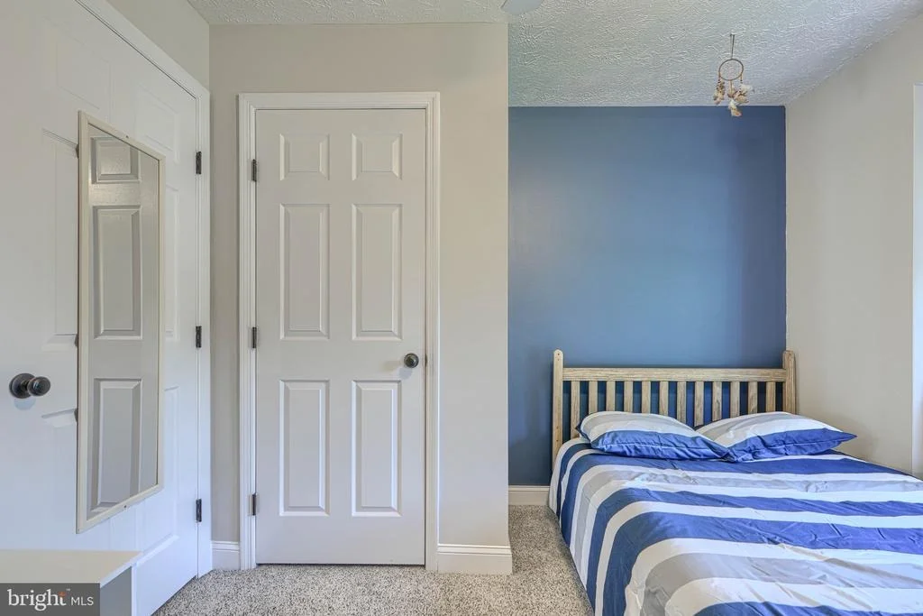 Photo of 1004 PEPPARD DRIVE