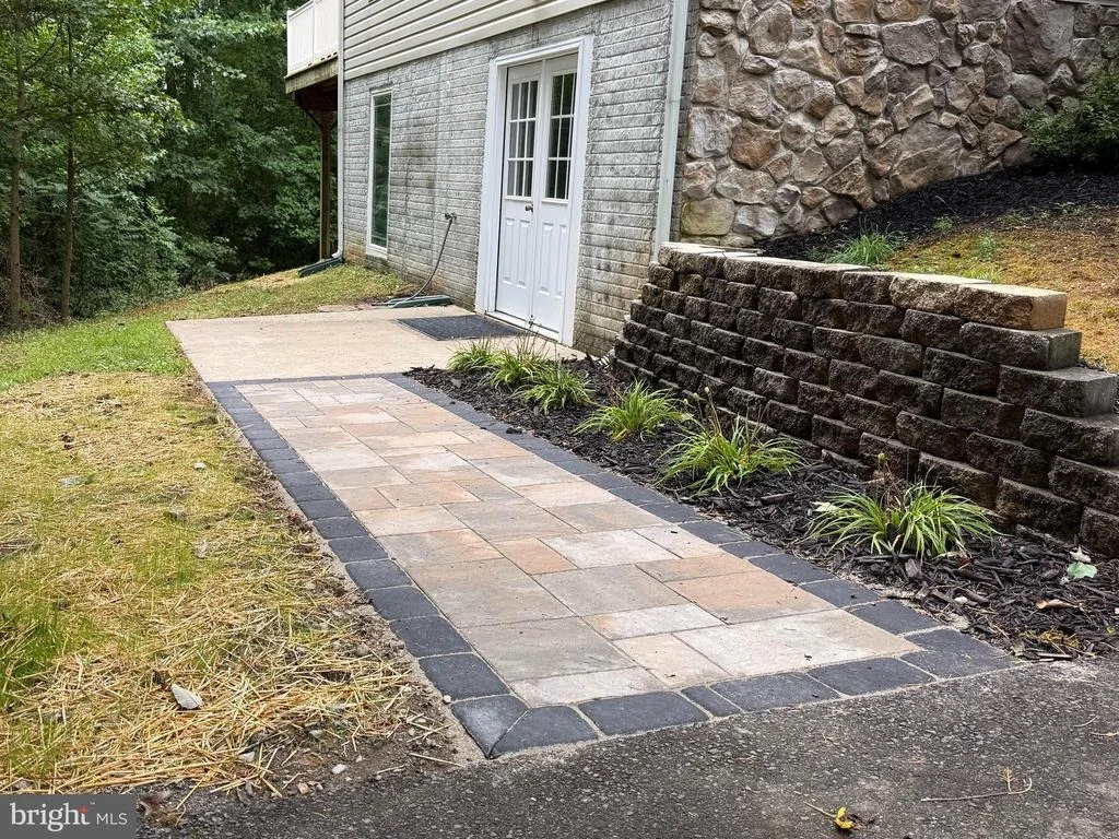 Photo of 9295 IVY HILL LOOP