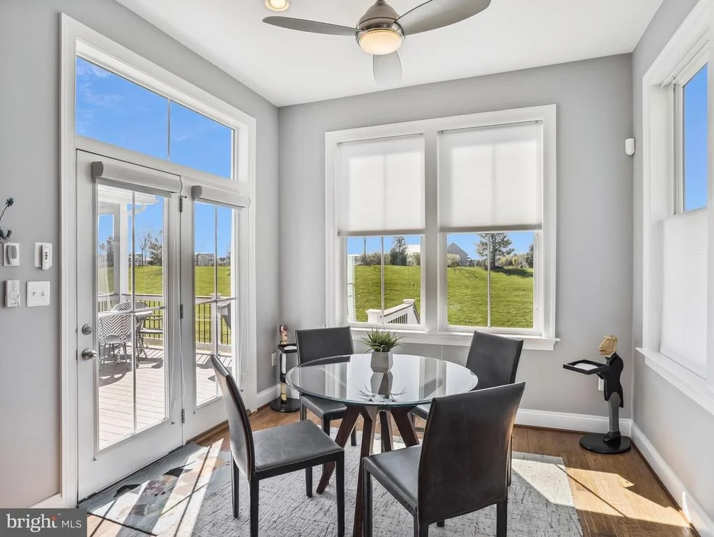 Photo of 2936 LEVEE DRIVE
