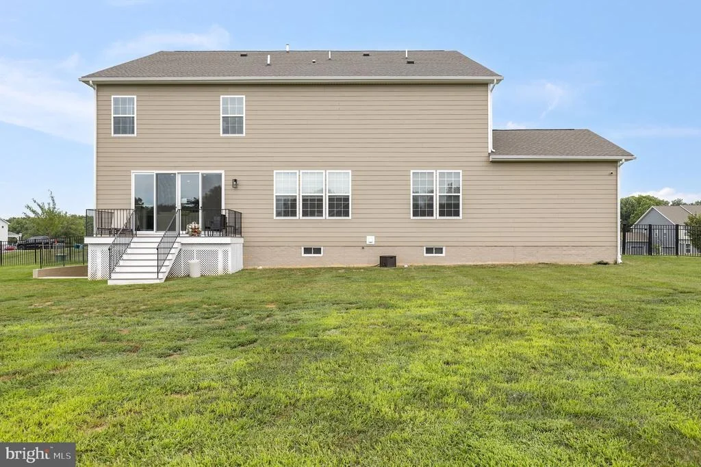 Photo of 14622 SENECA FARM LN