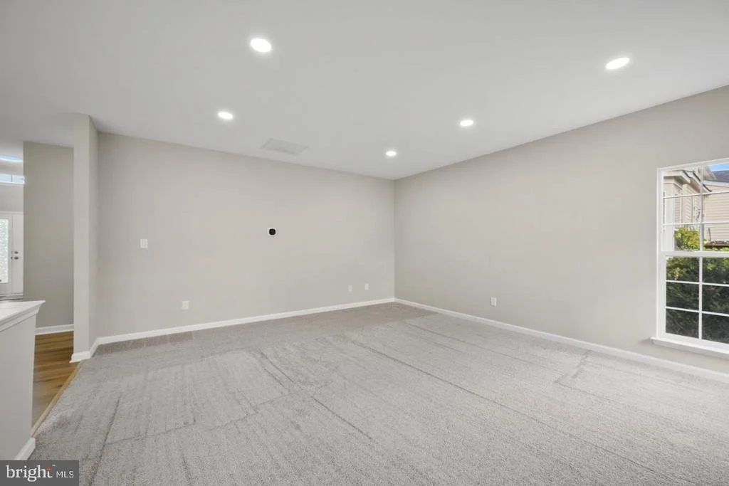 Photo of 927 FAIRWOOD DRIVE