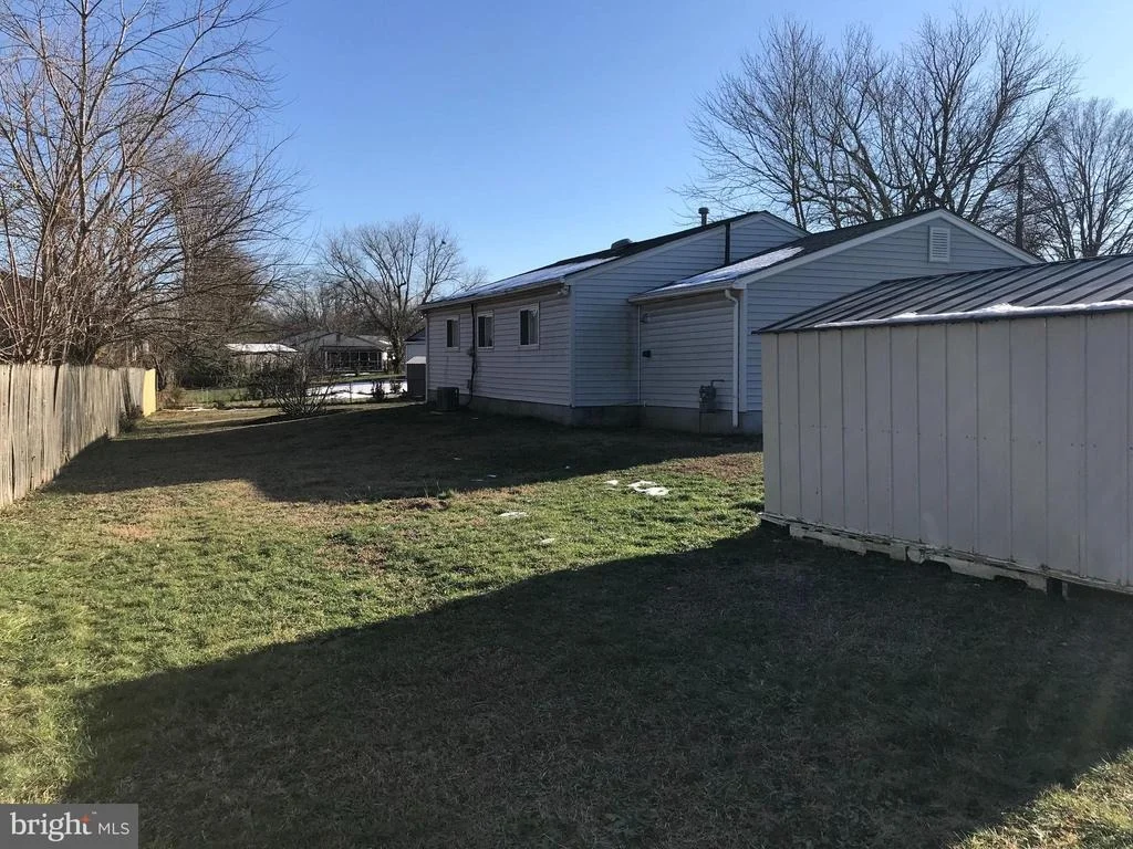 Photo of 6200 AUTH ROAD