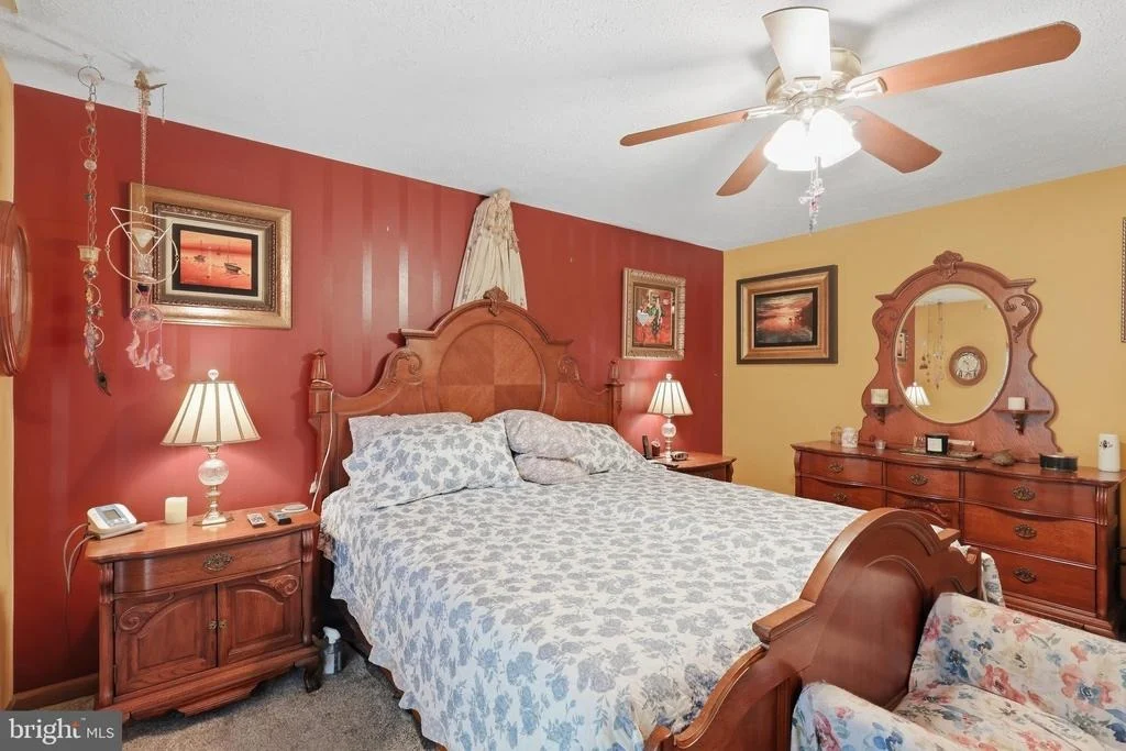Photo of 24 SYDNEY CIRCLE