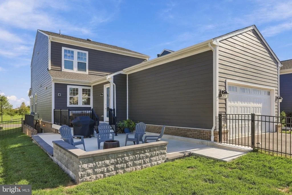 Photo of 1010 COUBERTIN DRIVE SE