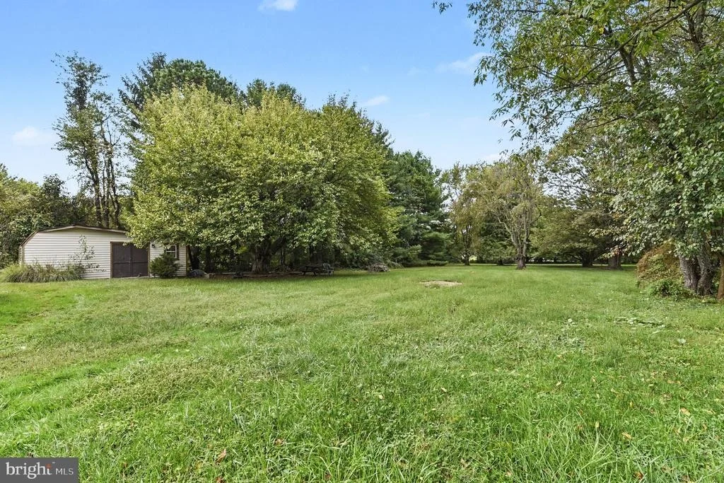 Photo of 132 MACINTOSH DRIVE