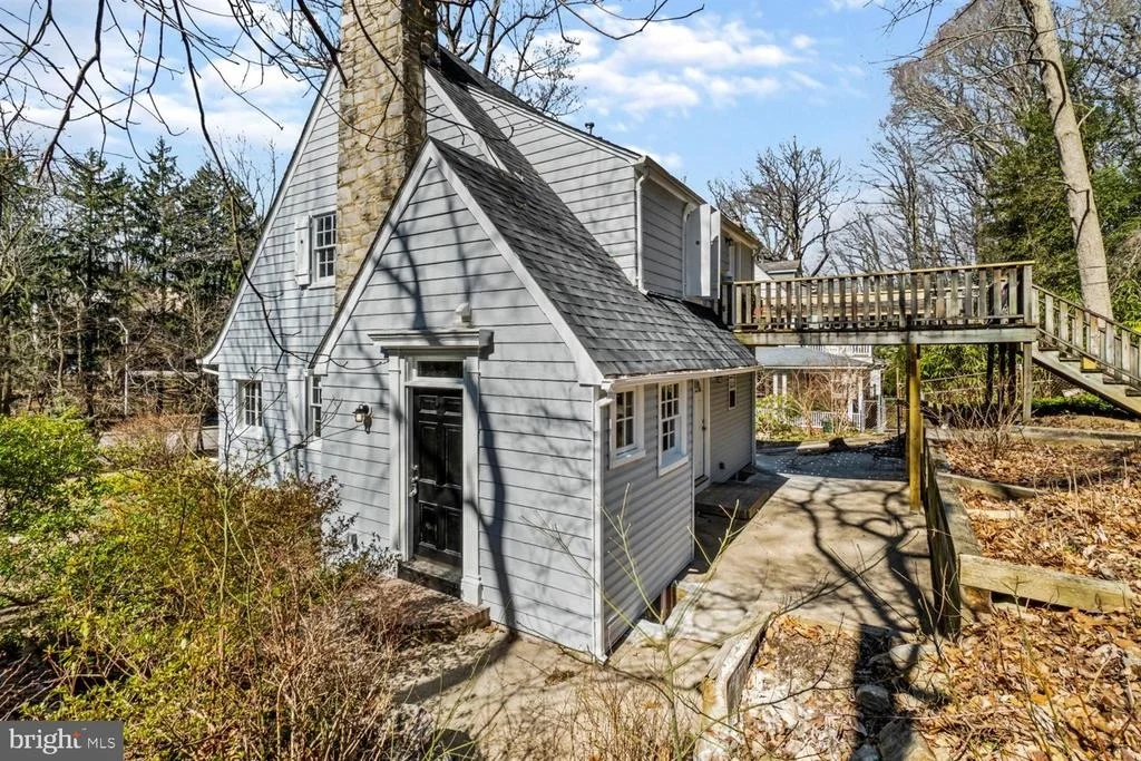 Photo of 5409 FALLS ROAD TERRACE