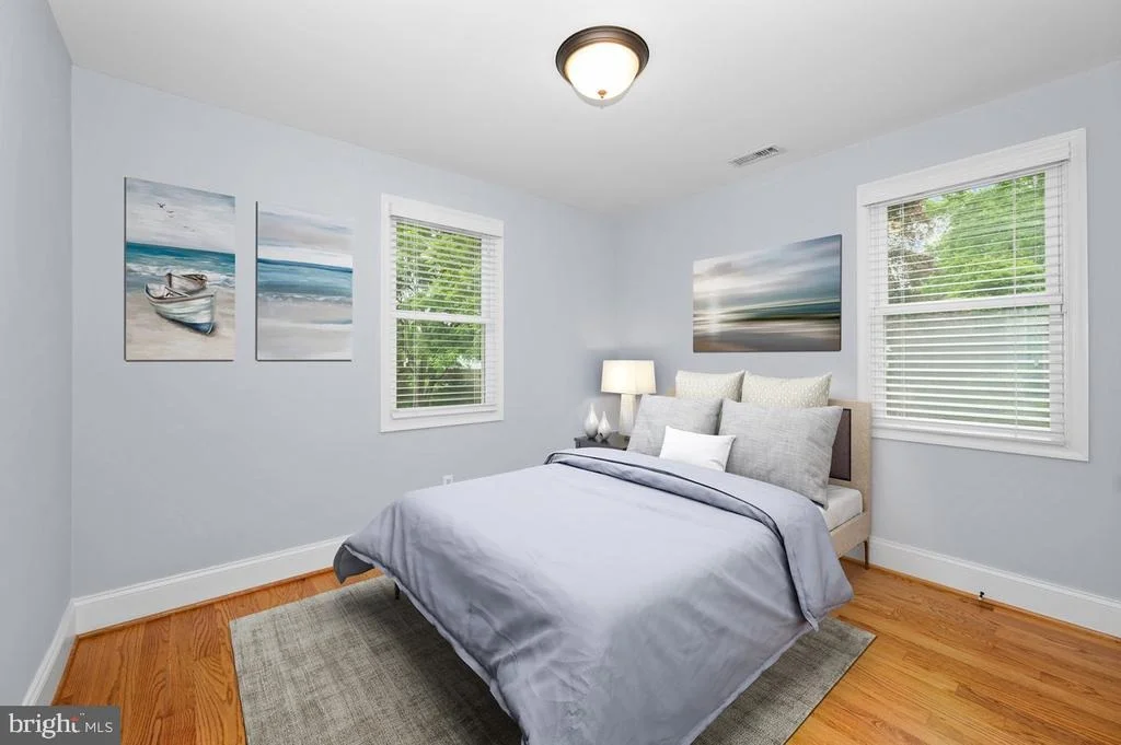 Photo of 6 E HAMILTON AVENUE