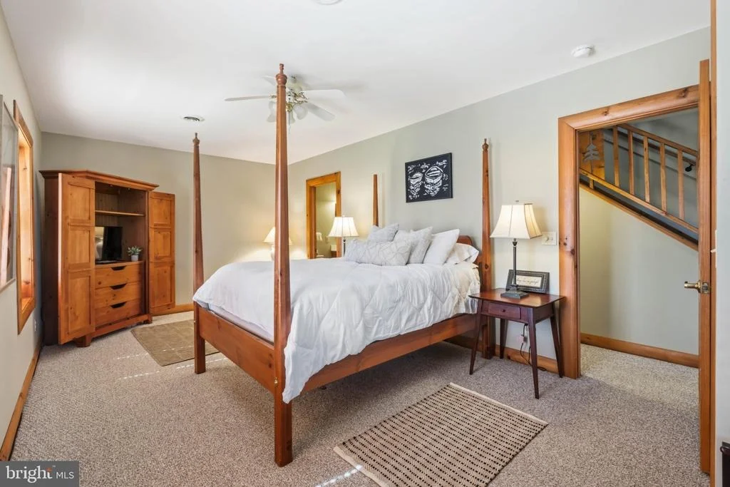 Photo of 206 HIGHLINE DRIVE