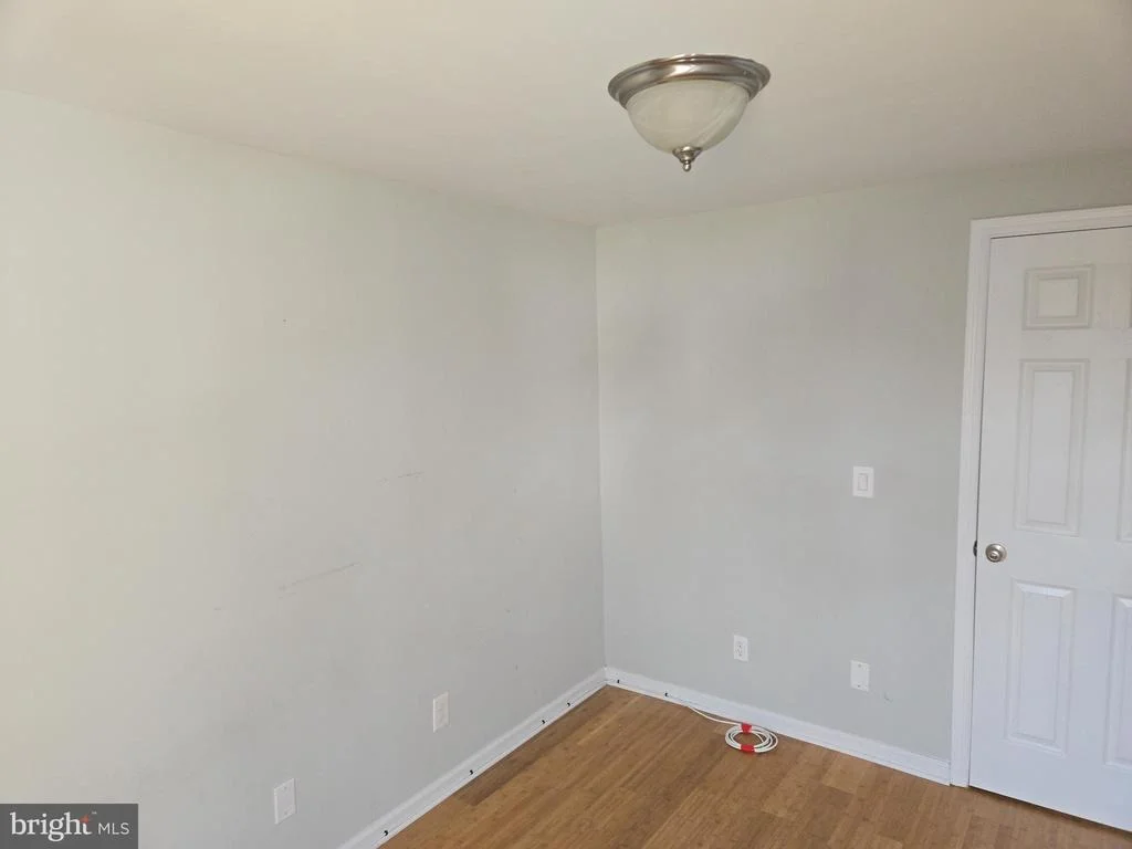 Photo of 10 HAWTHORNE AVENUE