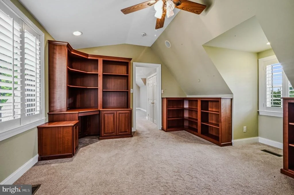 Photo of 264 REGENT CIRCLE