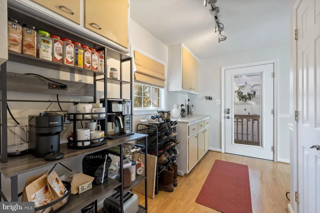 Photo of 530 RITA DRIVE
