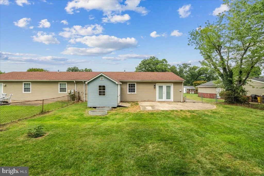 Photo of 7165 FAIRBROOK ROAD