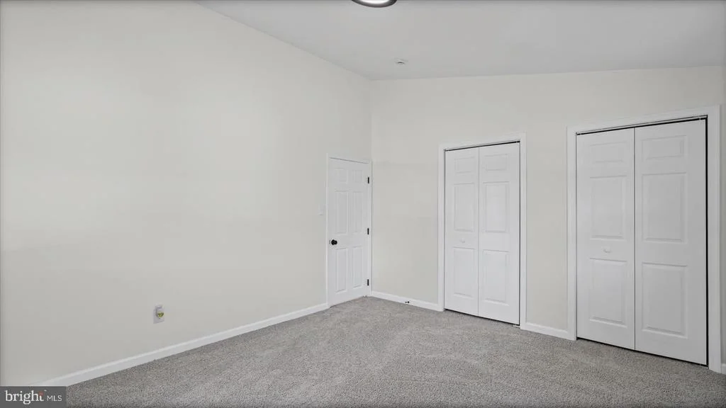 Photo of 3901 TIVERTON ROAD