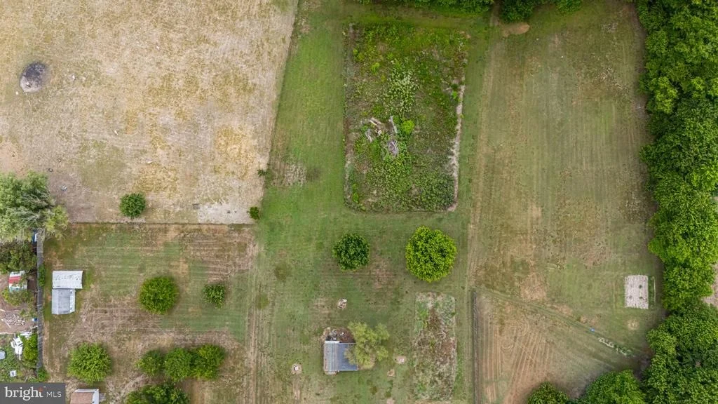 Photo of 27864 LAYTON ROAD