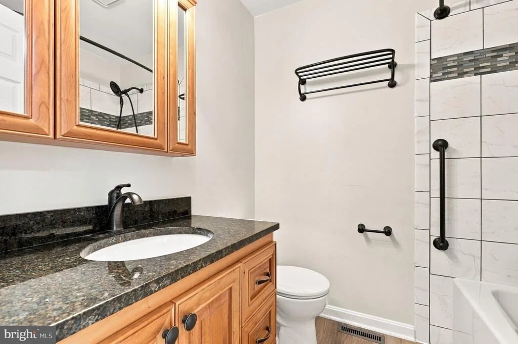 Photo of 3902 SHAKESPEARE WAY