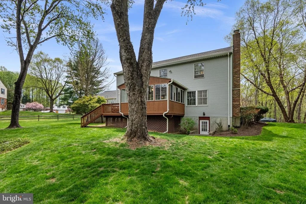 Photo of 17205 BLOSSOM VIEW DRIVE